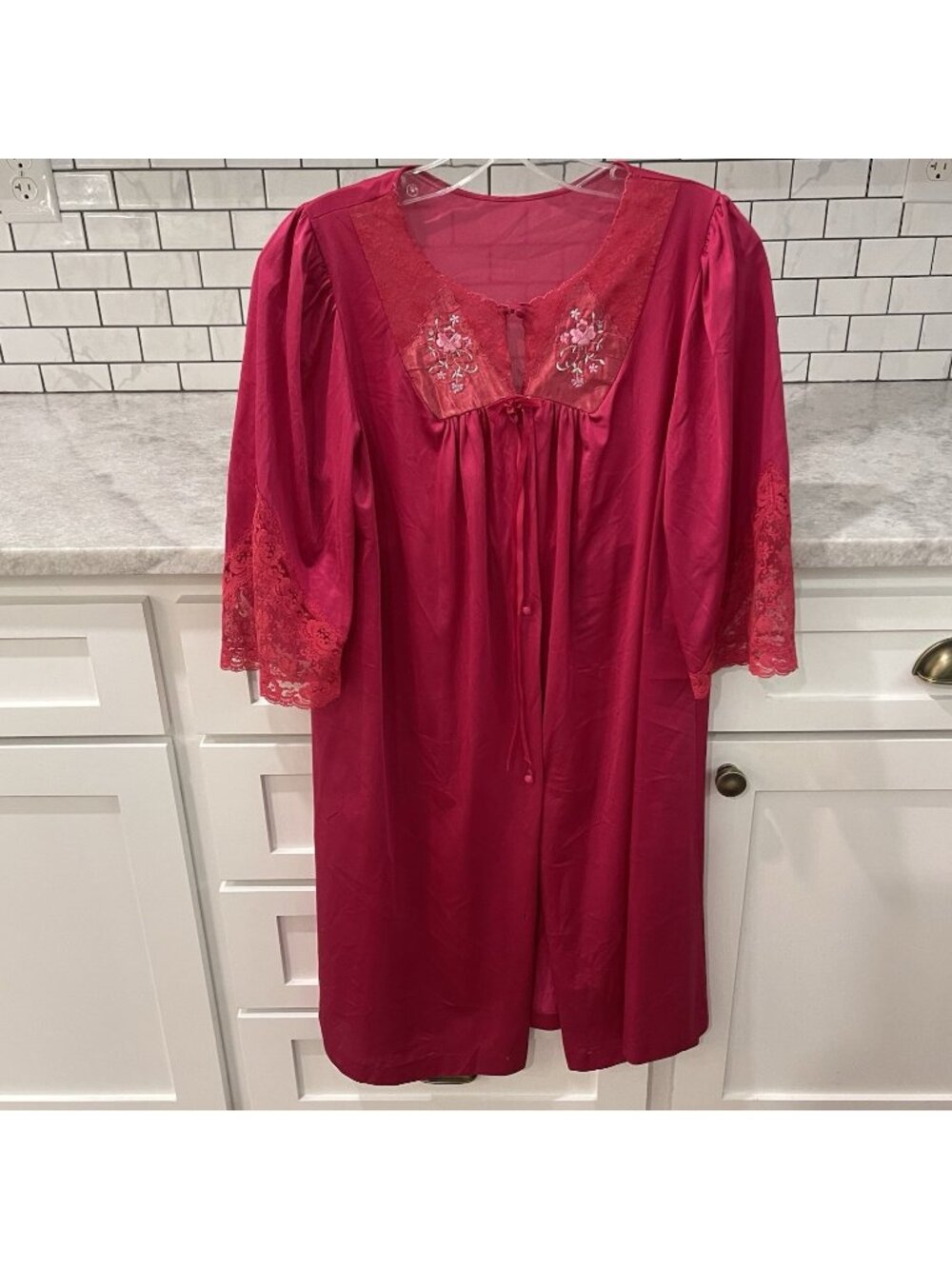 Vintage Lorraine Robe‎ Womens Small Pink Chemise Lace Romantic Silky Nightgown